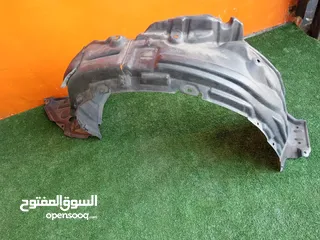  2 بطاين وحل داير العجل الامامي اصلي مستعمل تويوتا بريوس 2010-2025 ونيسان ليف 2012-2025  و متوفر تجاري