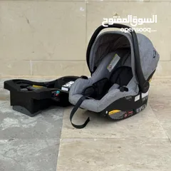  1 كارسيت للسياره ماركة Evenflo جديده بالليبل وارد امريكا