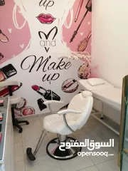  4 صالون سيدات للبيع حديث مجهز بالكامل