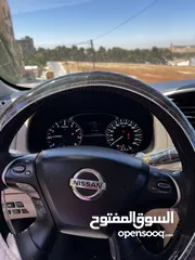  14 Nissan Pathfinder SV Hybrid  2020