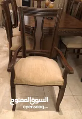  4 طاوله سفره 8 كراسي مع بوفيه ومرايه وفضيات عدد2