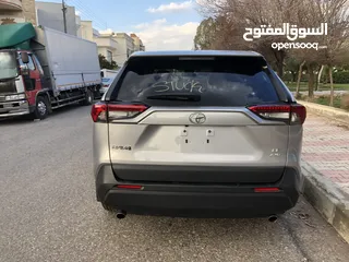  3 تويوتا راف فور 2022 le AWD