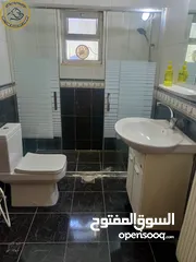  3 شقة مميزة للبيع في عبدون الشمالي  - خلف المركز العربي 225م مع حديقة وترسات 210م بسعر مغري