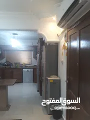 12 شقه للبيع اربد دوار العيادات