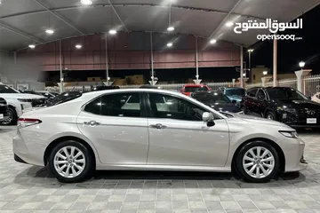  6 Toyota Camry GLE