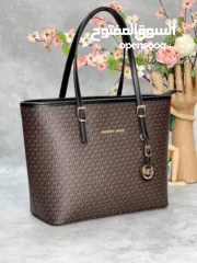  4 شنطة لويس فيتون و مايكل كورس حجم كبير ماستر كوبي فل تختيم جودة عالية تصميم ايقوني هي الاختيار الصح.