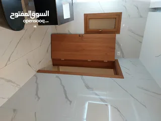  20 فيلا للبيع دورين وملحق تصميم عصري ممتاز جدا بحوض السباحة عين زارة طريق المشتل مقسم شمسي