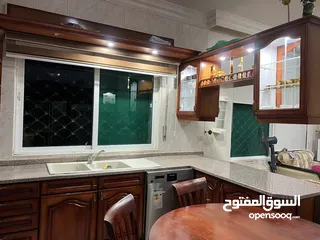  6 اثاث منزلي كامل بحالة جيدة جدا مستعمل