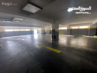  34 شقة غير مفروشة للإيجار 360م2 ( Property 17869 ) سنوي فقط