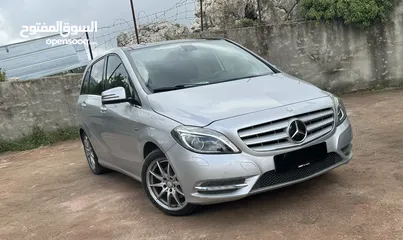  2 مرسيدس bclass فل الفل  بسعر مغري جداً  رخصة وتامين لشهر10