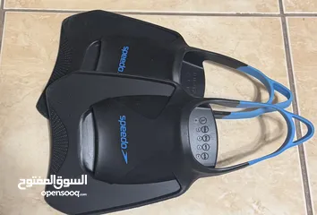  1 زعانف سباحة speedo