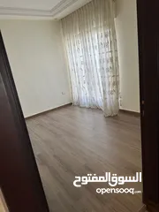 19 شقة فارغة للإيجار في عمان منطقة. خلدا منطقة هادئة ومميزة جدا