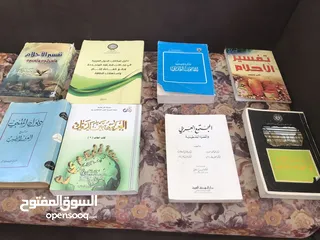  7 كتب مشكلة قديمة عدد 82 كتاب بحالة ممتازة