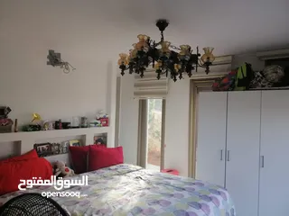  8 فيلا سكنيه بالسلط للبيع زي وادي الحمامرة واصل جميع الخدمات ومنطقة هادئة قريبة من الاسواق