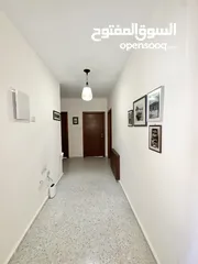  7 شقةً مميزة والعمارة مميزة