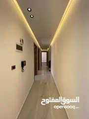  12 شقة طابق ثالث مع روف دوبلكس 215 متر وتراس 90 متر في ضاحية النخيل بسعر مميز جداا