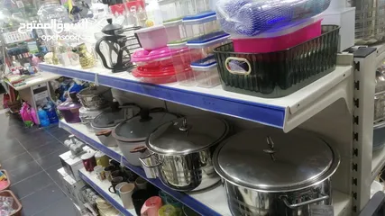  5 محل أدوات منزلية و منظفات للبيع بضاحية الرشيد