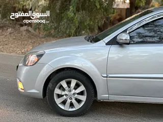  2 كيا برايد 2010/2011