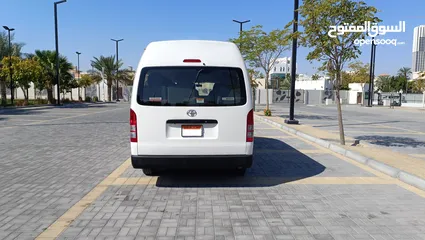  5 Toyota Hiace Passenger