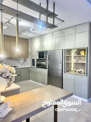  1 شقة مفروشة مميزة جداً للايجار السنوي من المالك مباشرة ارقى منطقة خلف جامعة البتراء - طريق المطار