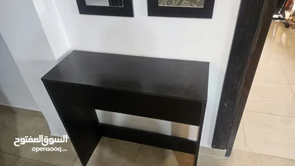  8 طاولة مع مري