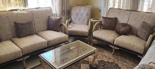  1 طقم كنب كلاسيكي سفنج دانلوب