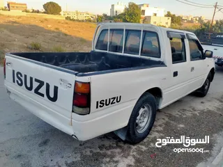  4 بكم ايسوزو    رقم الجوال موجوده على الوصف