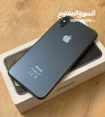  4 ايفون Xsmax جيجا 64  اصلي نموذج M مغير شاشه وبطاريه شغال الفيس شاحن الاصلي وكفر ولزقة