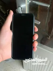  3 ايفون 12 للبيع بحالة ممتازة