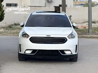  1 كيا نيرو 2017 تورنيغ اصلي سبعه جيد استخدام شخصي