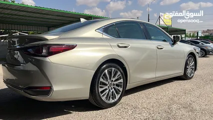  6 LEXUS ES 300 2021-لكزس 2021