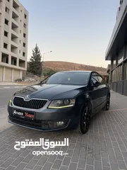  17 سكودا اوكتافيا 2015/14 فل فل عدا فتحه مطور 2000