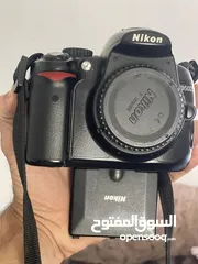  1 كاميرا نيكون D5000