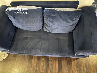  5 كنب كورنر بفتح تخت  مع كنباي ثنائيه بحاجه الى تنجيد بسعر مغري قابل للتفاوض