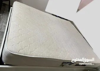  7 فرشة تخت مجوز للبيع تخت اطفال شكل سياره  دراجه شحن  بسكليت اوروبي