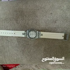  3 ساعة سواتش