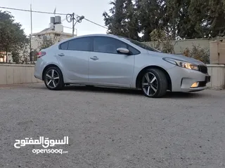  8 كيا K3  / ماتور 1600 /  ديزل / موديل 2017 اصل كوري /  فحص نخب / الأكثر طلبا