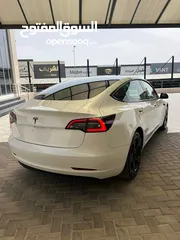  5 Tesla model3 2023