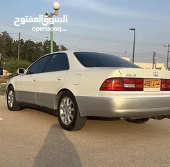  1 لكزس se 300 نضيف السعر من الاخر