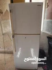  1 ثلاجة سامسونج 18 قدم بحالة ممتاز