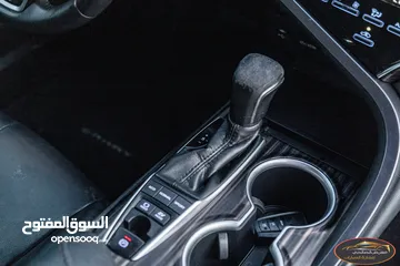  10 Toyota Camry 2019 Xle  السيارة مميزة جدا و بحالة ممتازة