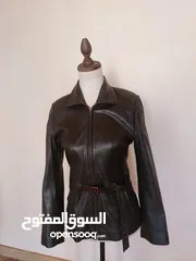  18 للصبايا- عدة جاكيتات جلد اصلي من تركيا بسعر مغري
