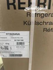  1 ثلاجة هايسنس ب بابين جديد جدا 260 لتراً  43 كيلو two-door refrigerator 260 liters  Brand new HİSENSE