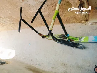  2 سكوترات اطفال