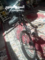  3 بسكليت جنط26 سنوبر سات و قادون سنوبر سات و كرسي بس بحاجه صيانه بسيطه
