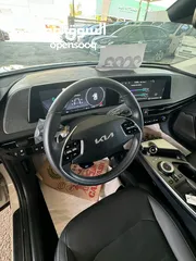  9 كيا EV6 موديل 2022 لون ازرق ميتالك صنف GT LIN بدون بانوراما للبيع