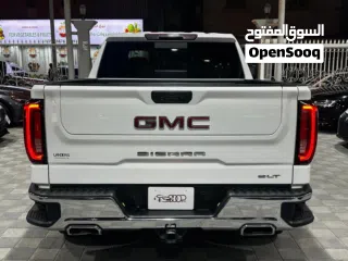 5 GMC Sierra
