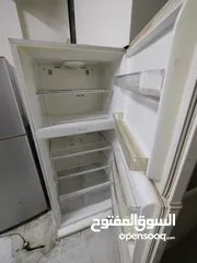 25 Hitachi refrigerator fridge is very good condition and good working