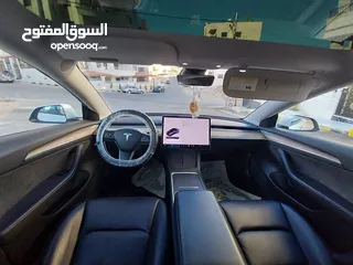  12 تيسلا موديل 3 بحالة ممتازة جدا
