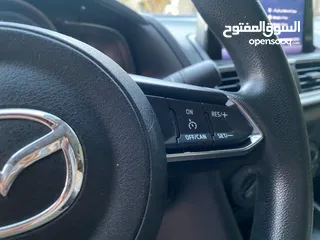  7 مازدا زوم 3 -  2019  بسعر 11600 دينار  كاش لون سلفر    لم تعمل سياحي او تطبيقات نهائي